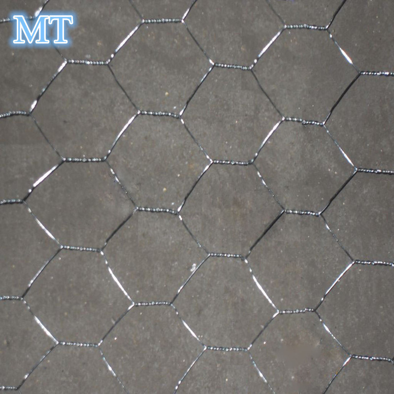 PVC estalitako alanbre hexagonal galvanizatua oilasko sare